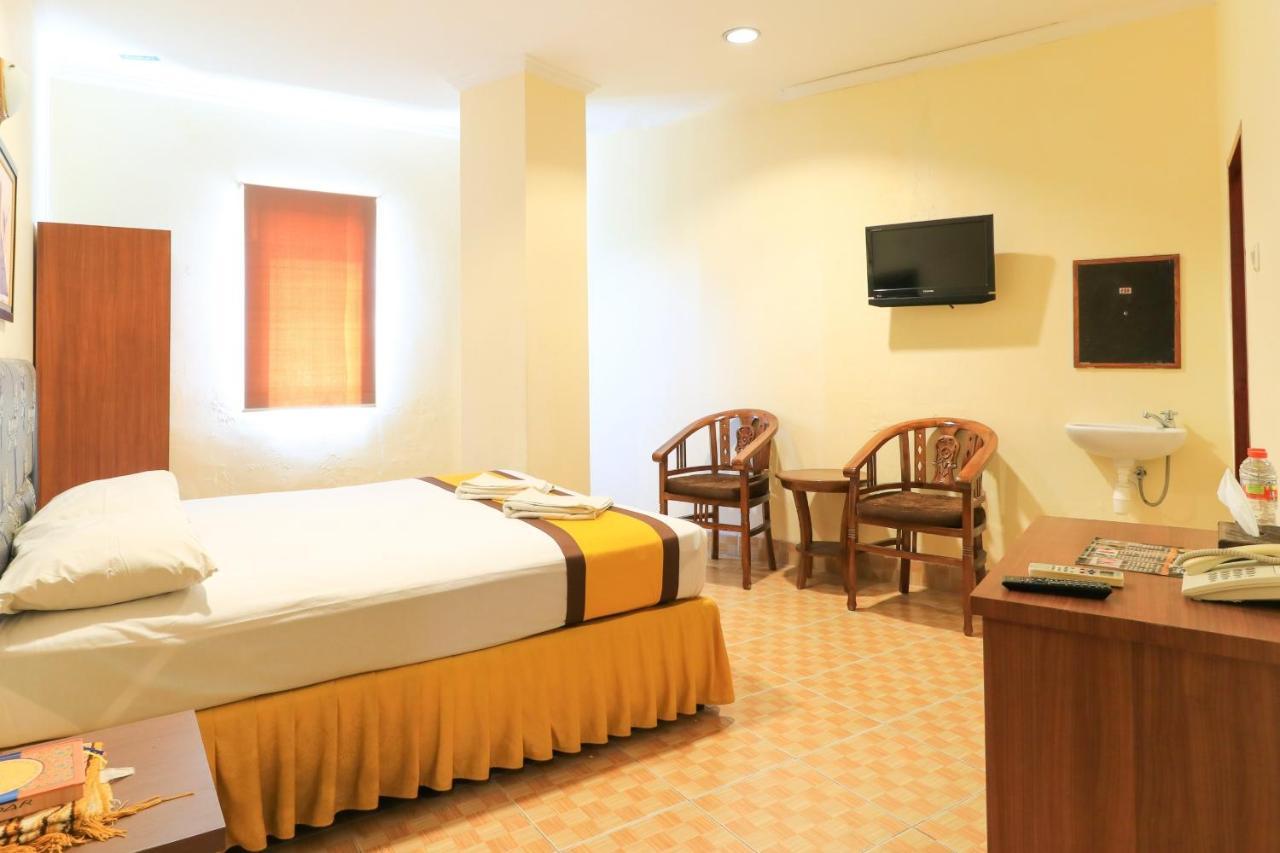 Al-Badar Hotel Syariah Macasar Exterior foto