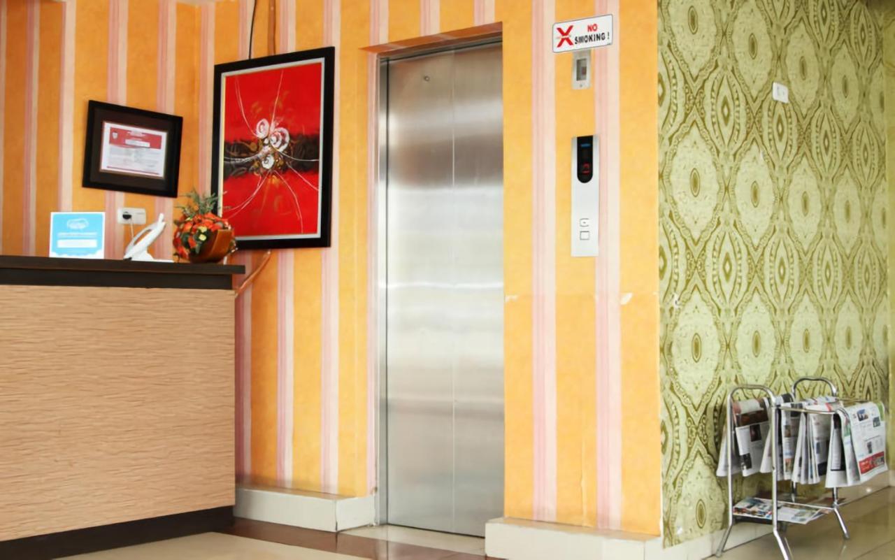 Al-Badar Hotel Syariah Macasar Exterior foto