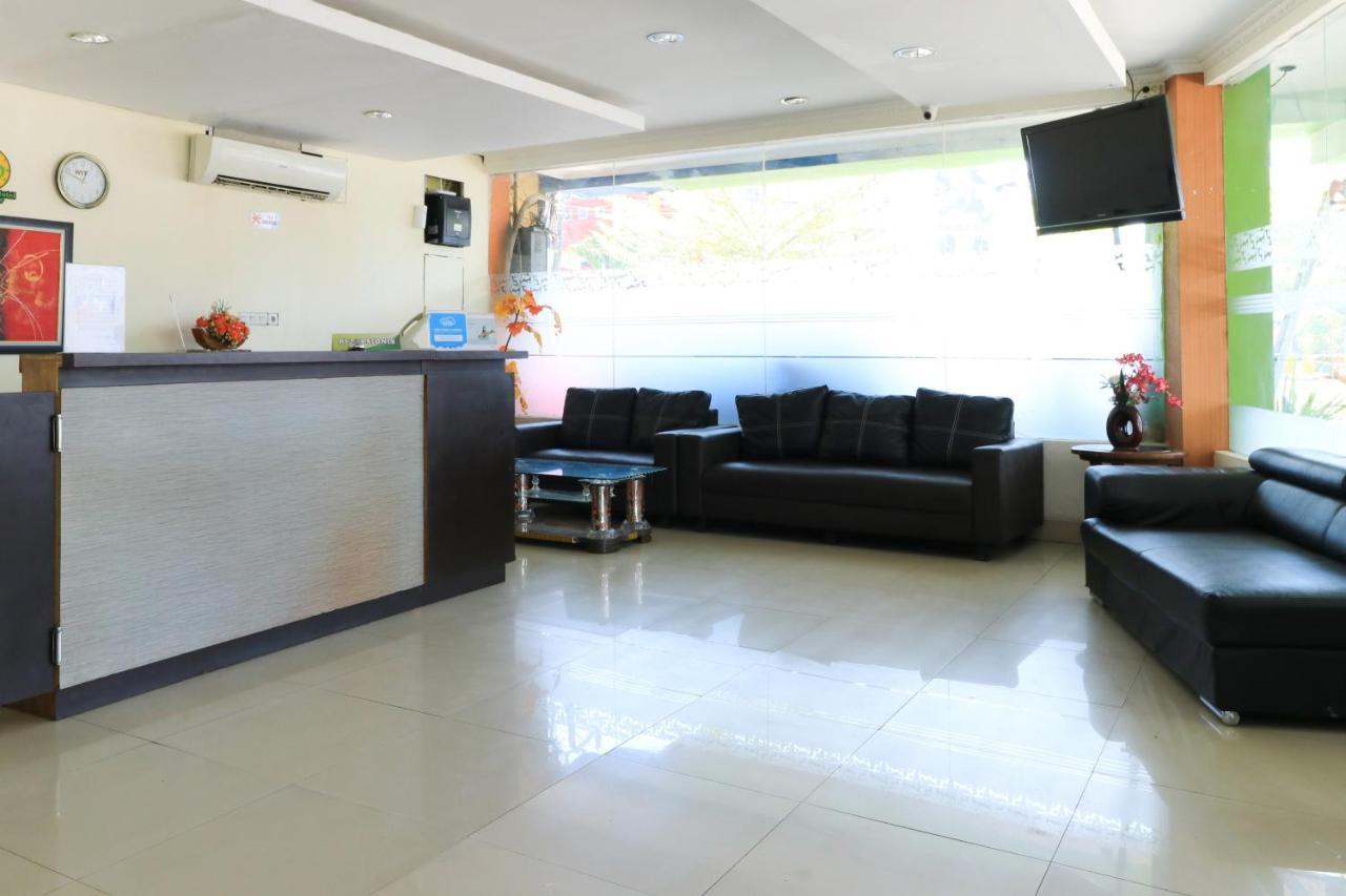 Al-Badar Hotel Syariah Macasar Exterior foto