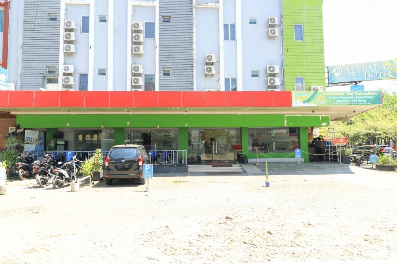 Al-Badar Hotel Syariah Macasar Exterior foto