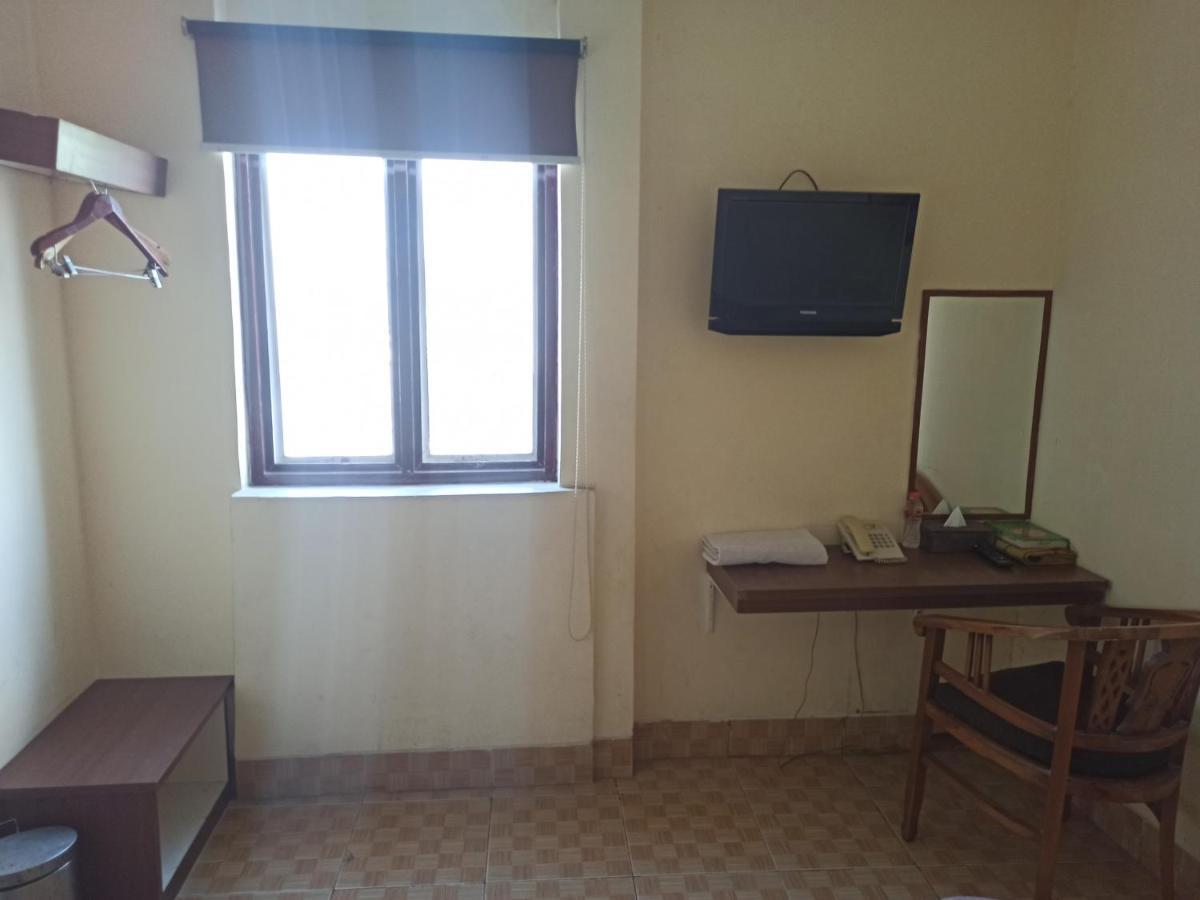 Al-Badar Hotel Syariah Macasar Exterior foto