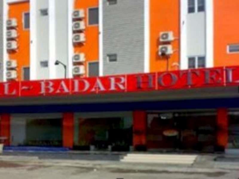 Al-Badar Hotel Syariah Macasar Exterior foto